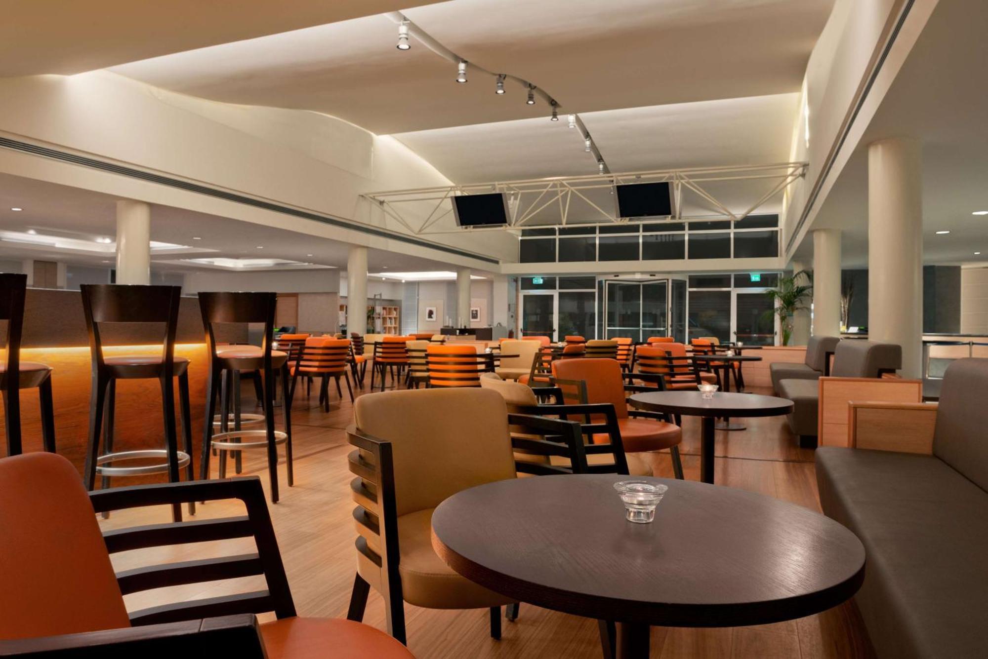 פיומיצ'ינו Hilton Garden Inn Rome Airport מראה חיצוני תמונה